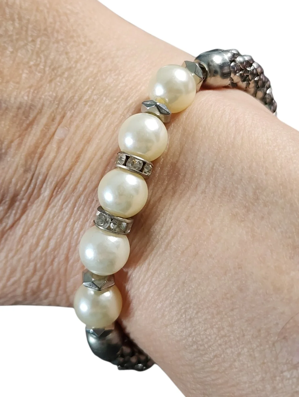 Faux Cream Pearl and Silvertone Bead Stretch Bracelet